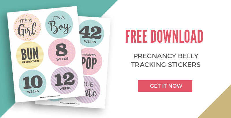 Such a cute idea! Adorable and Creative ways to track your growing belly! Pregnancy - first trimester - pregnancy symptoms - pregnancy pictures, 4 weeks pregnant - 5 weeks pregnant - 6 weeks pregnant - documenting pregnancy